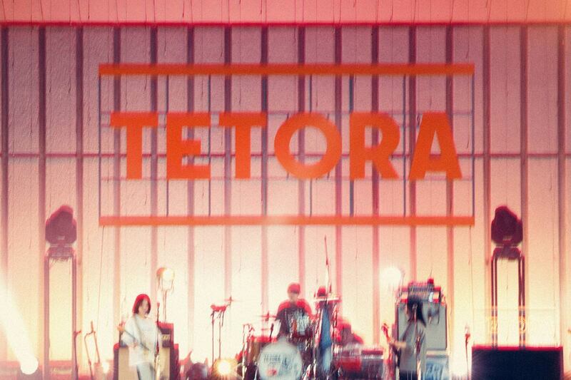 OP曲を担当するTETORA（提供写真）