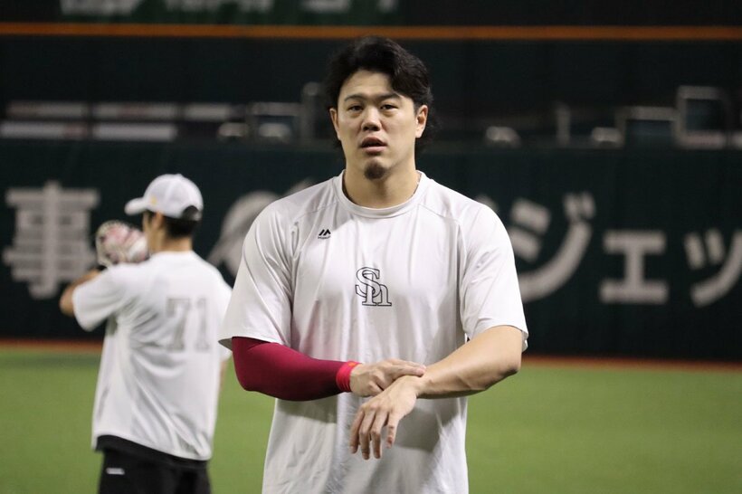 柳田悠岐外野手の所有馬の馬名にもなったソフトバンク・上茶谷大河投手