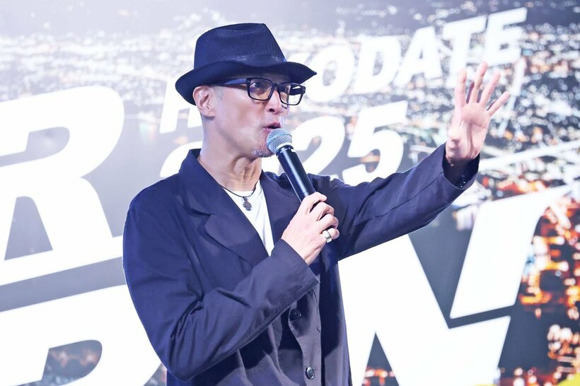 函館競輪でトークショーを行った大会メインアンバサダーの松岡昌宏