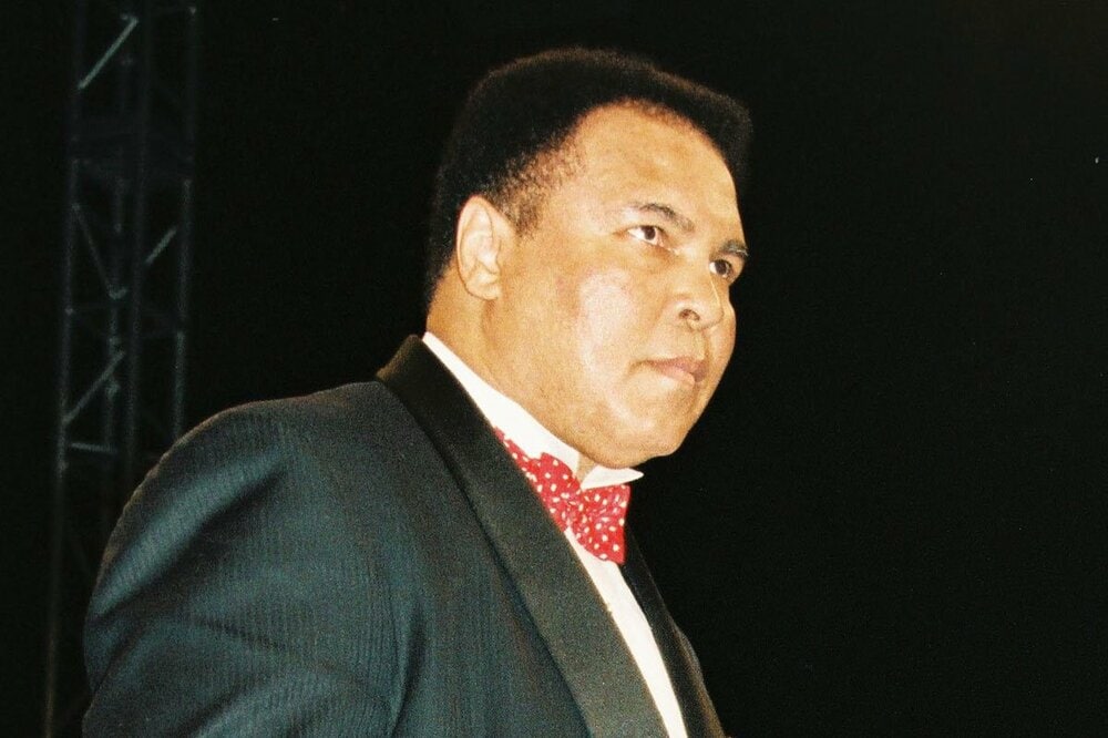 アントニオ猪木引退試合に来場したモハメド・アリ