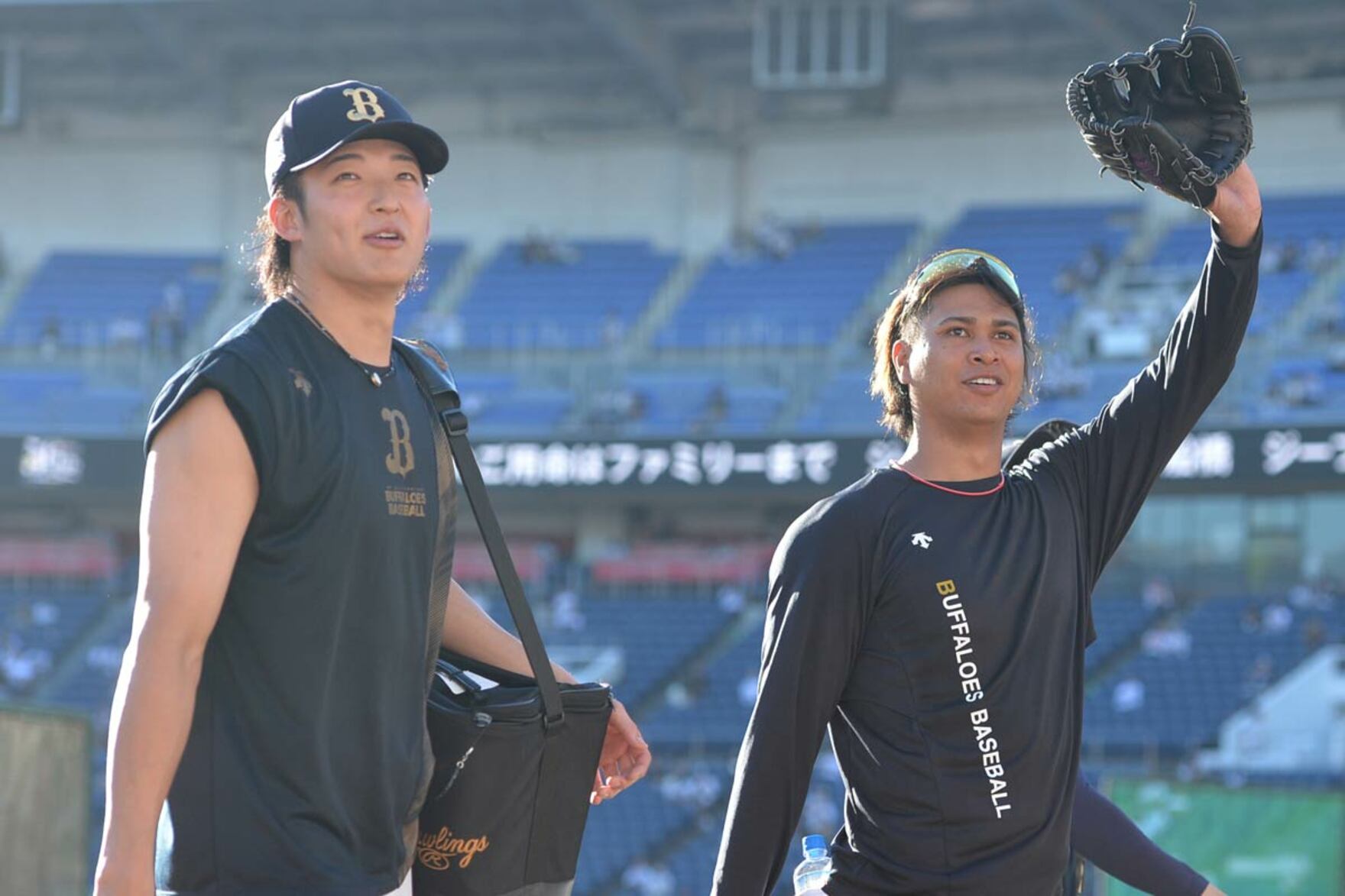 山崎颯一郎（左）と宇田川優希