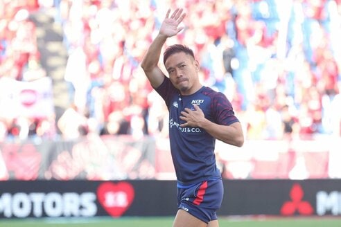 日本代表】長友佑都の〝すごさ〟 FC東京の後輩DF橋本健人が解説