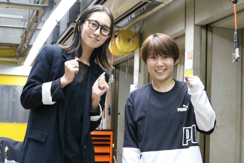渚（左）と浦真知子