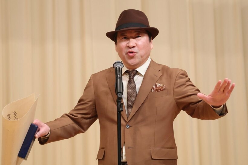 助演男優賞を受賞した佐藤二朗