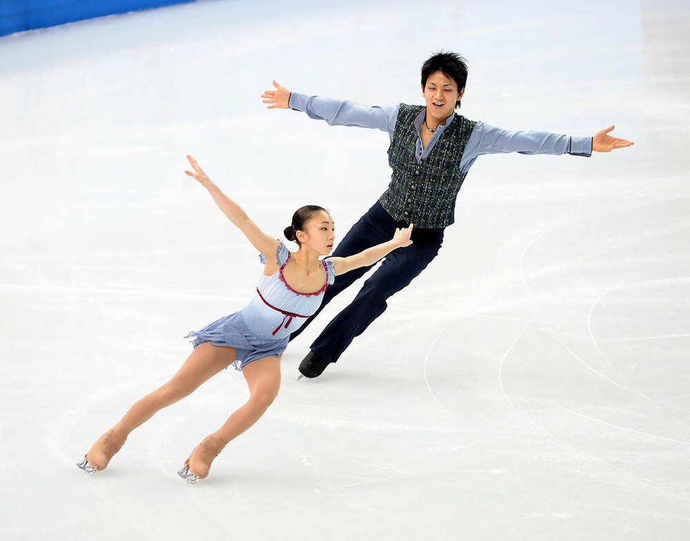 木原龍一(右)とペア時代の高橋成美(2014年)