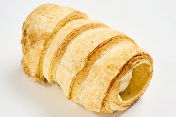 「パイコロネ　北海道牛乳入りホイップクリーム」