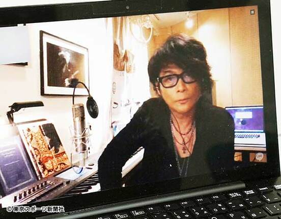 本紙のリモートインタビューに応じる森友