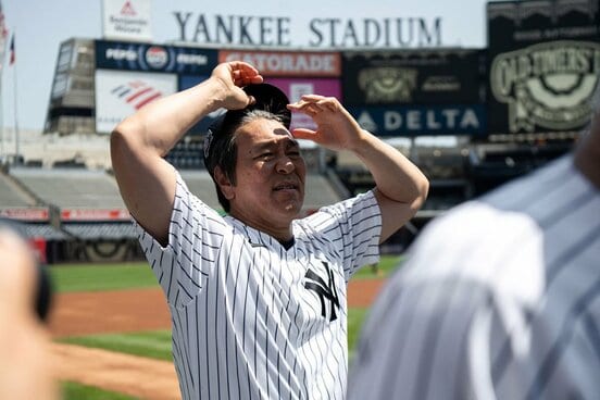8月、ヤンキースのOB戦に出場した松井新監督(ロイター)