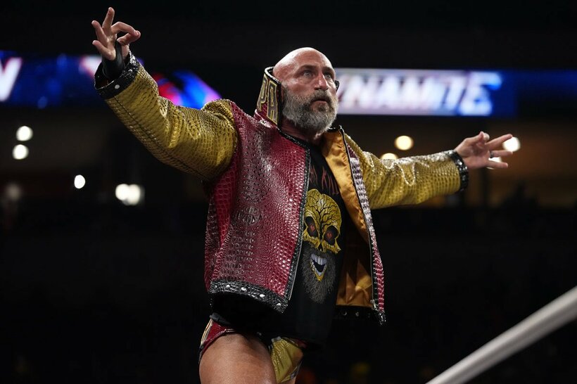 AEWのリングに上がった元WWEのトマソ・チャンパ ⒸAll Elite Wrestling