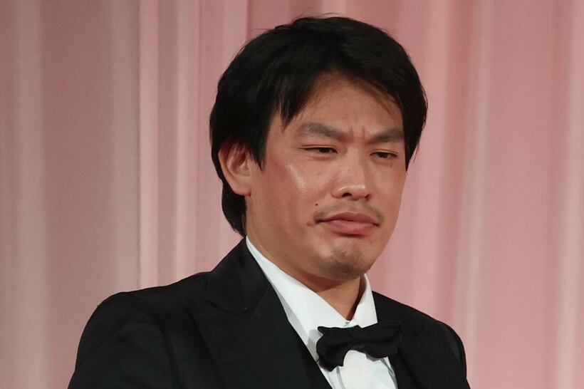 箕輪厚介氏