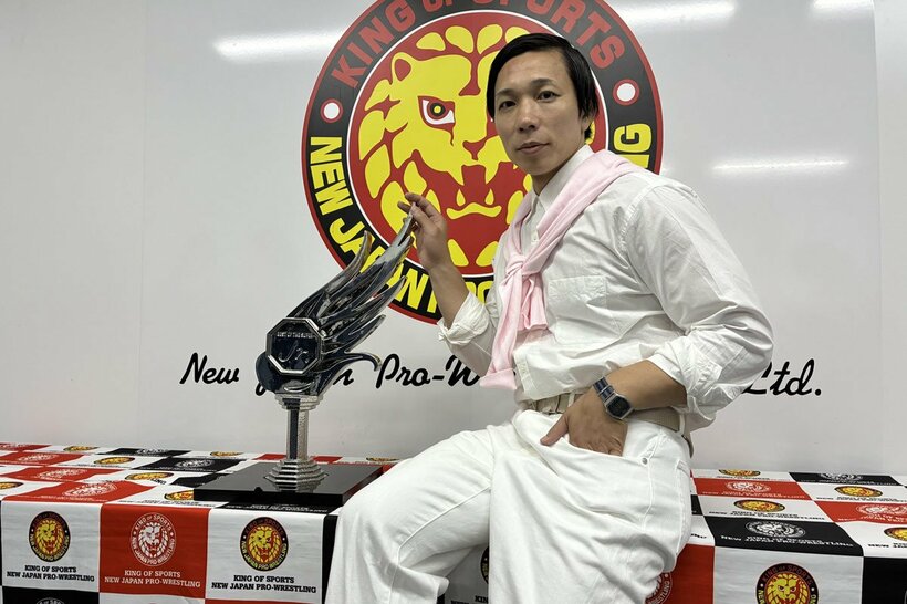 石田純一スタイルで一夜明け会見に現れたＹＯＨ