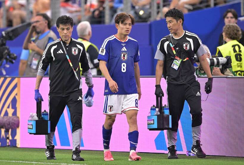 オランダ戦で左ヒザを負傷し交代した久保建英