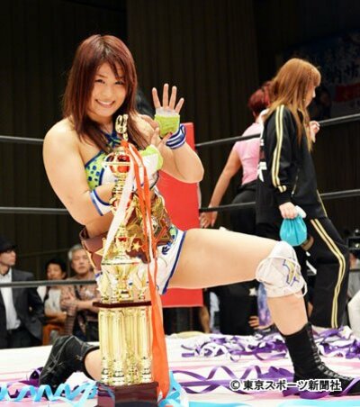 写真：【スターダム】紫雷イオがワールド王座V7 | 東スポWEB
