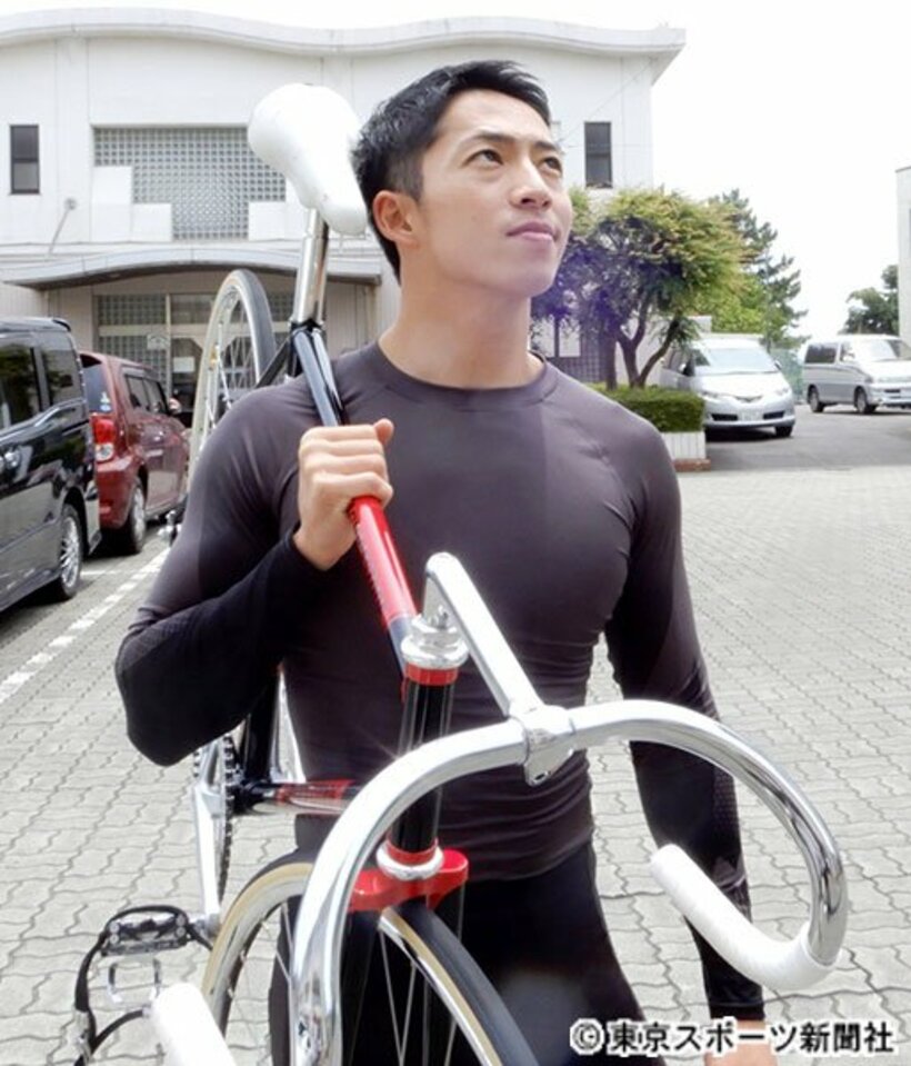  坂井洋