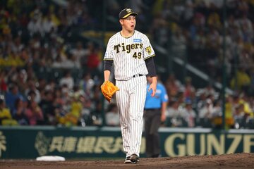 ６回、同点本塁打を打たれた阪神・大竹