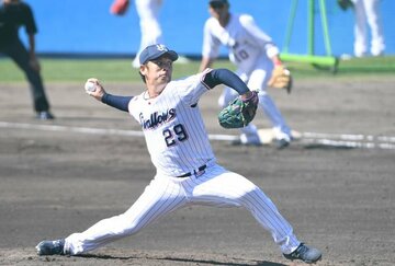  力みが目立ったヤクルト・小川