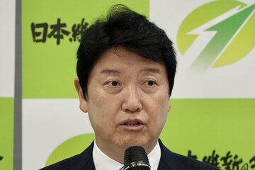 足立康史氏