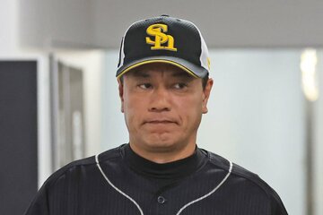 現役時代、自身も長く１番打者を任されていた村松コーチ