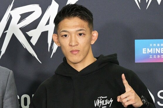 モハメド・シアサラニに勝利し、フェザー級優勝に王手をかけた野杁正明