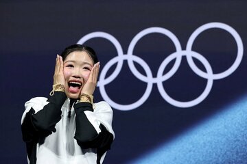 大喜びの中井亜美（ロイター）