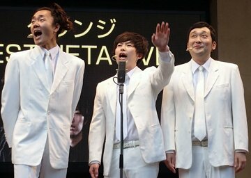  左からグランジの五明拓弥、遠山大輔、大