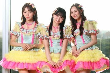 （左から）栗原紗英、龍頭綺音、豊永阿紀