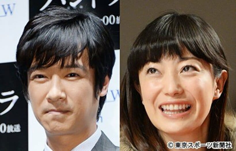 堺雅人（左）と菅野美穂