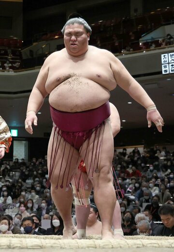  御嶽海は２敗目を喫しこの表情（東スポWeb）