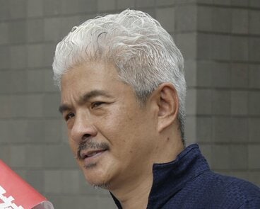 小塚祥吾氏