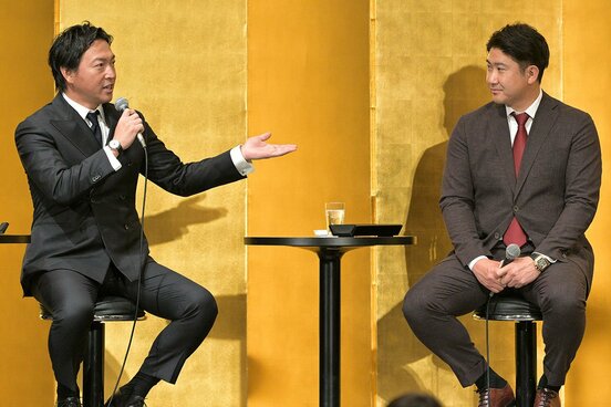 ２人の初対戦を振り返った巨人OBの長野久義氏(左)とオリオールズ・菅野智之