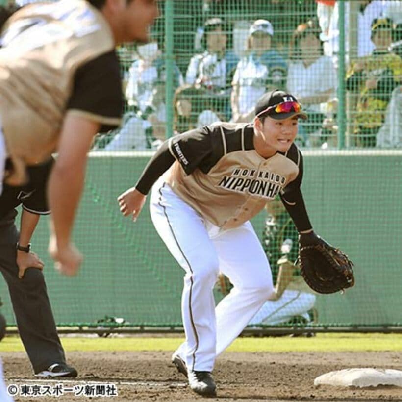  一塁守備に就いた清宮