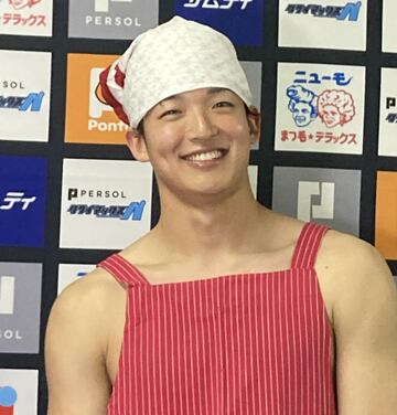 吹田の主婦にふんしている山崎颯一郎