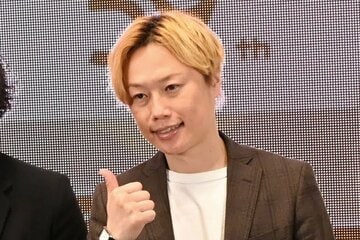結婚報告したリリー