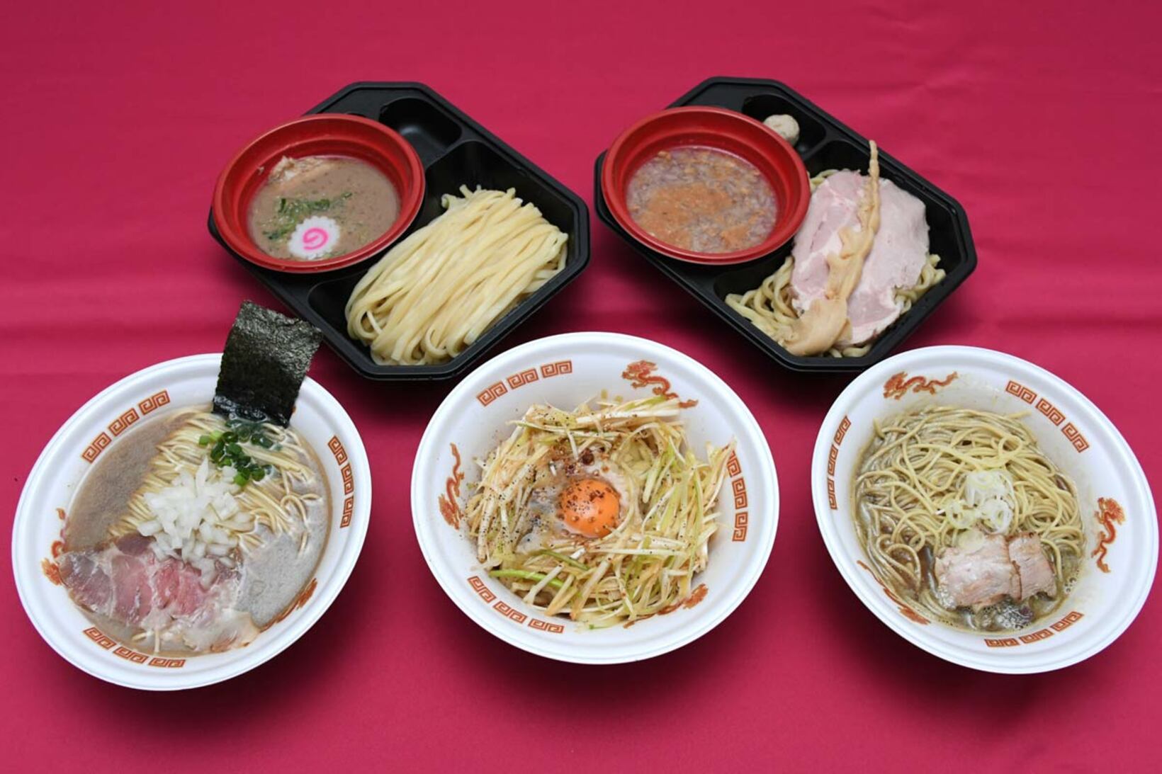 名店のラーメンが勢ぞろいする