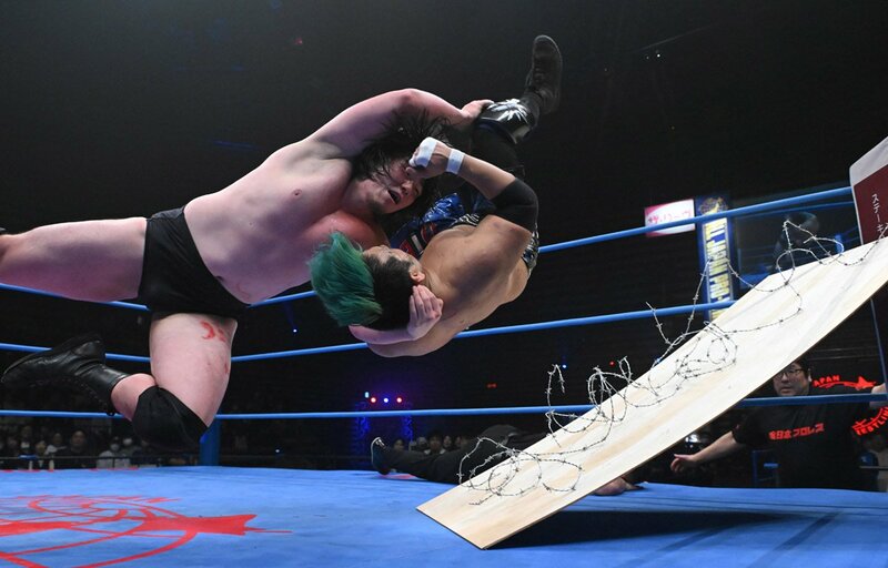 写真：【全日本】田村男児が人間凶器化 ジュニアタッグT準決勝進出