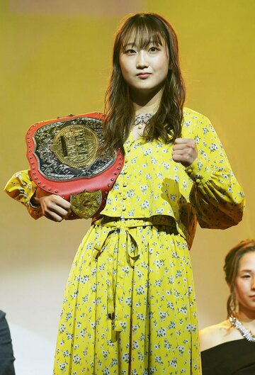  女王対決に臨む寺山