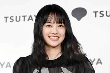 直美を演じる上坂樹里