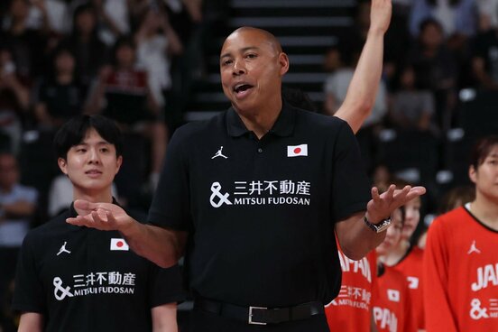 コーリー・ゲインズ女子代表監督