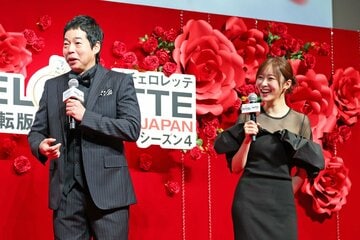 今田耕司（左）と指原莉乃