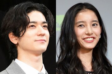 新木優子(右)との結婚を発表した元Hey ! Say ! JUMPの中島裕翔