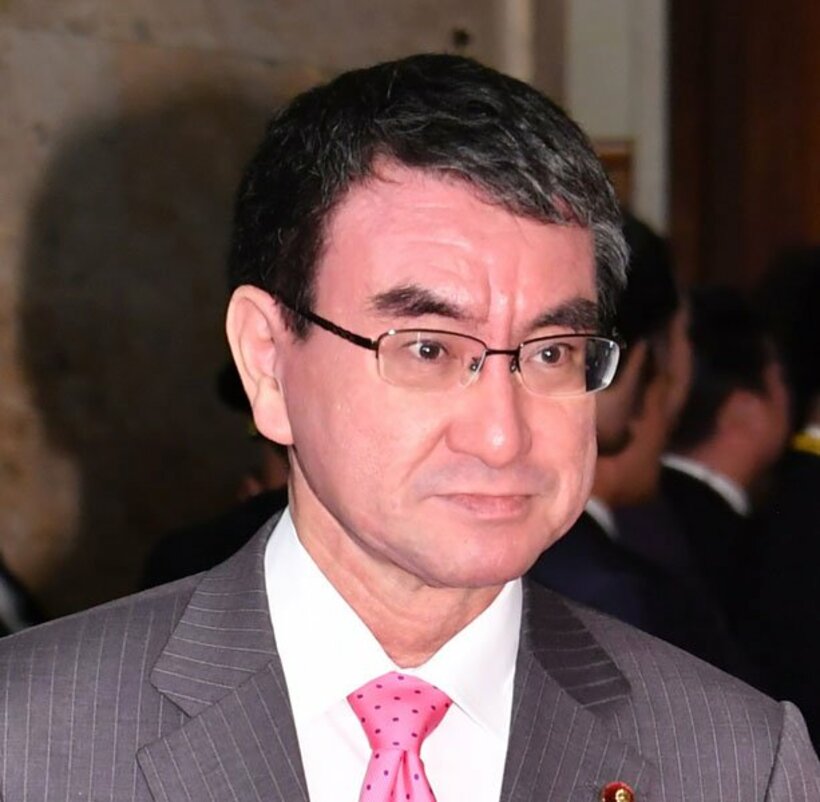  河野太郎氏