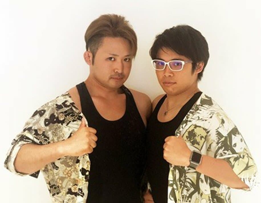  ユウキ（左）と組み、コンビ名「ダブルコーク」でM-1出場を表明した成田童夢