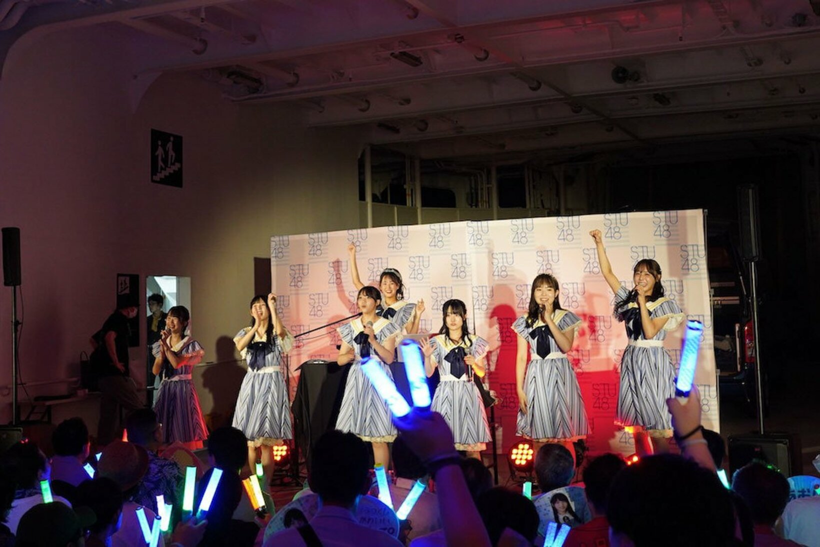 船内でイベントも行われた（©STU）