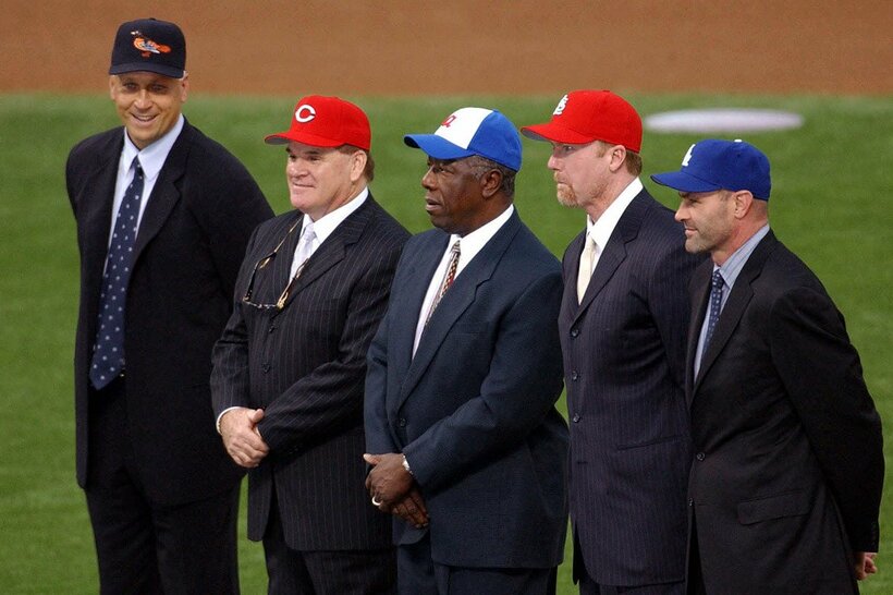 ２００２年のワールドシリーズセレモニーに出席したピート・ローズ氏（左から２人目）