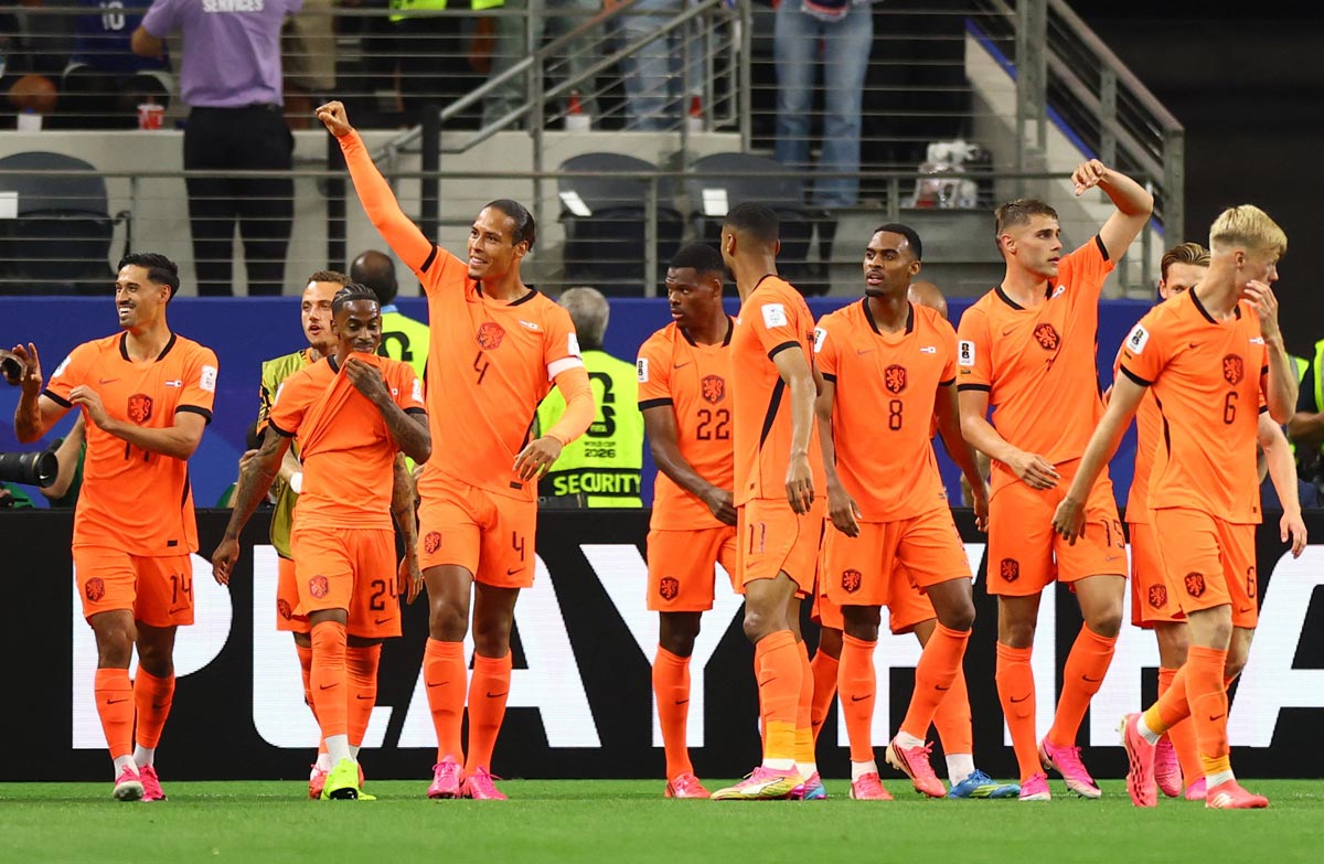 写真：【北中米W杯】オランダのユニホームがオレンジすぎる！？「視聴