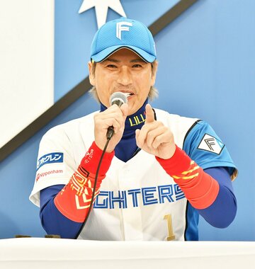  スローガン決定の過程を語った日本ハム・新庄監督（東スポWeb）