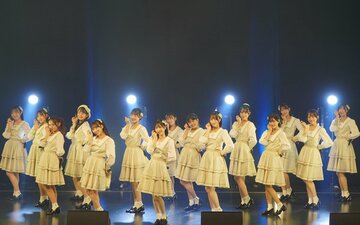 東京・ＥＸ　ＴＨＥＡＴＥＲ　ＲＯＰＰＯＮＧＩで「花は誰のもの？」公演を開催したＳＴＵ４８（Ｃ）ＳＴＵ.