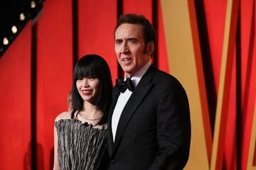 ニコラス・ケイジと妻の芝田璃子（ロイター）
