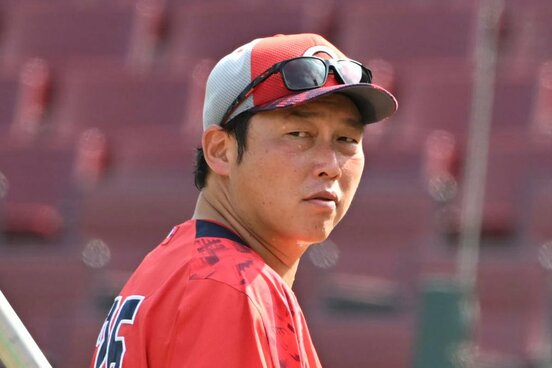 〝自前〟による育成で打線強化を目指す広島・新井監督