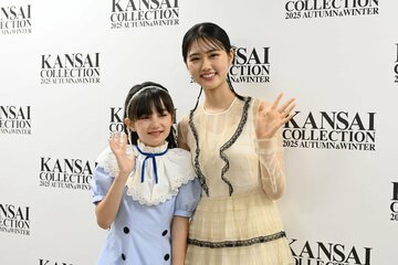 マイカ　ピュ（左）と原菜乃華